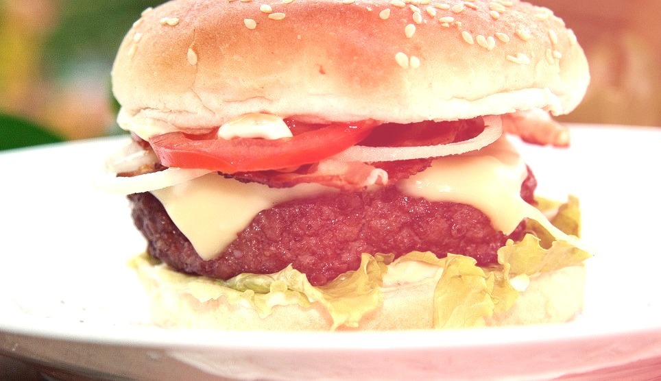 cheeseburger with bacon (by a.rud.beth)