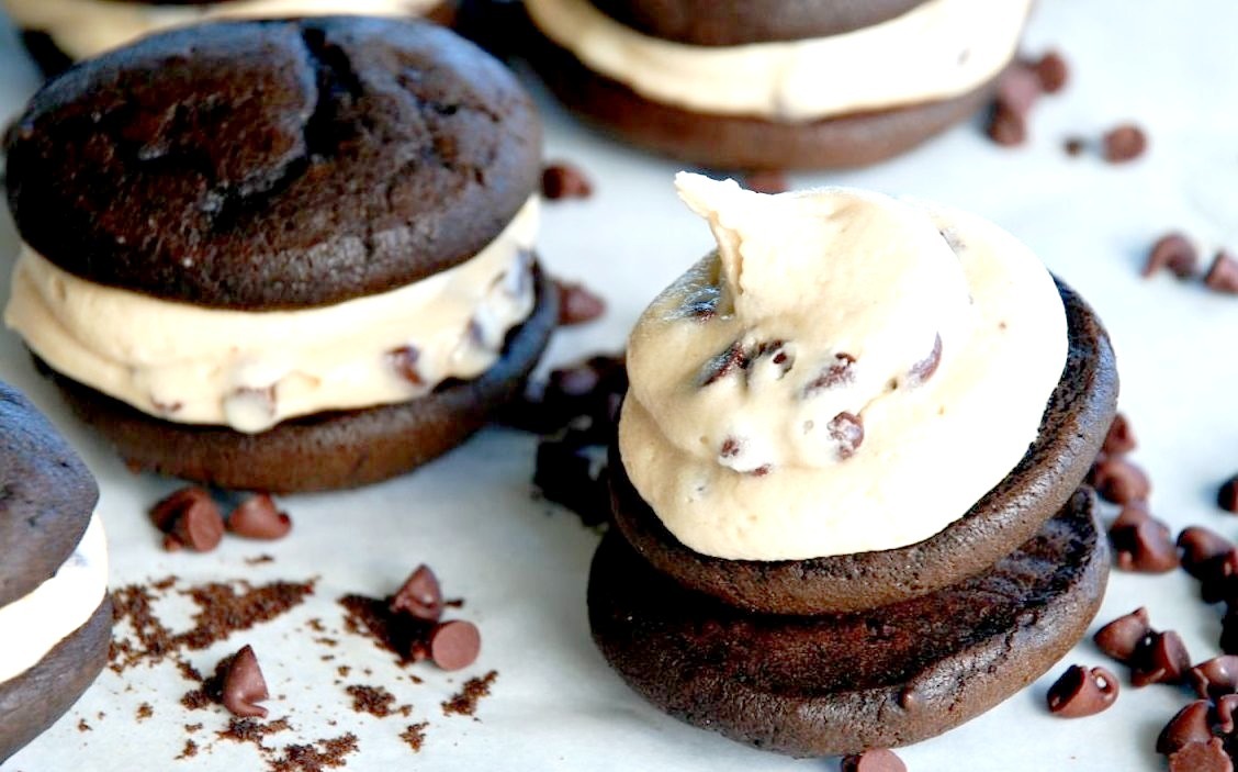 Chocolate chip cookie dough whoopie pies