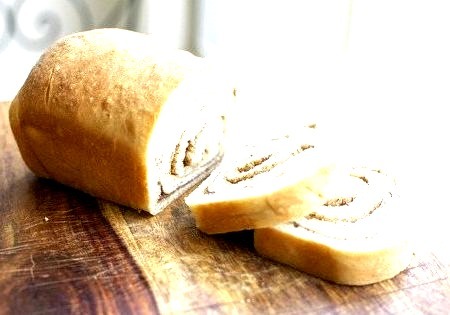 Hungarian Cinnamon Swirl Bread