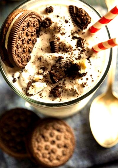 Cookies and Cream Milkshake (by Brent Hofacker)